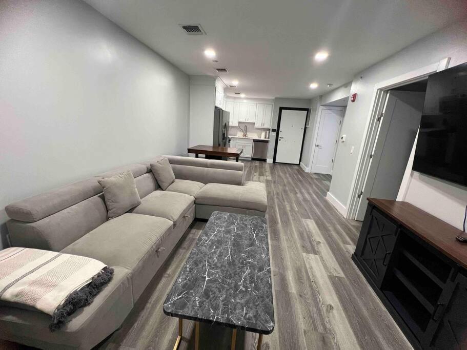 The Homey Suite - 1Br With Luxe Amenities Paterson Εξωτερικό φωτογραφία